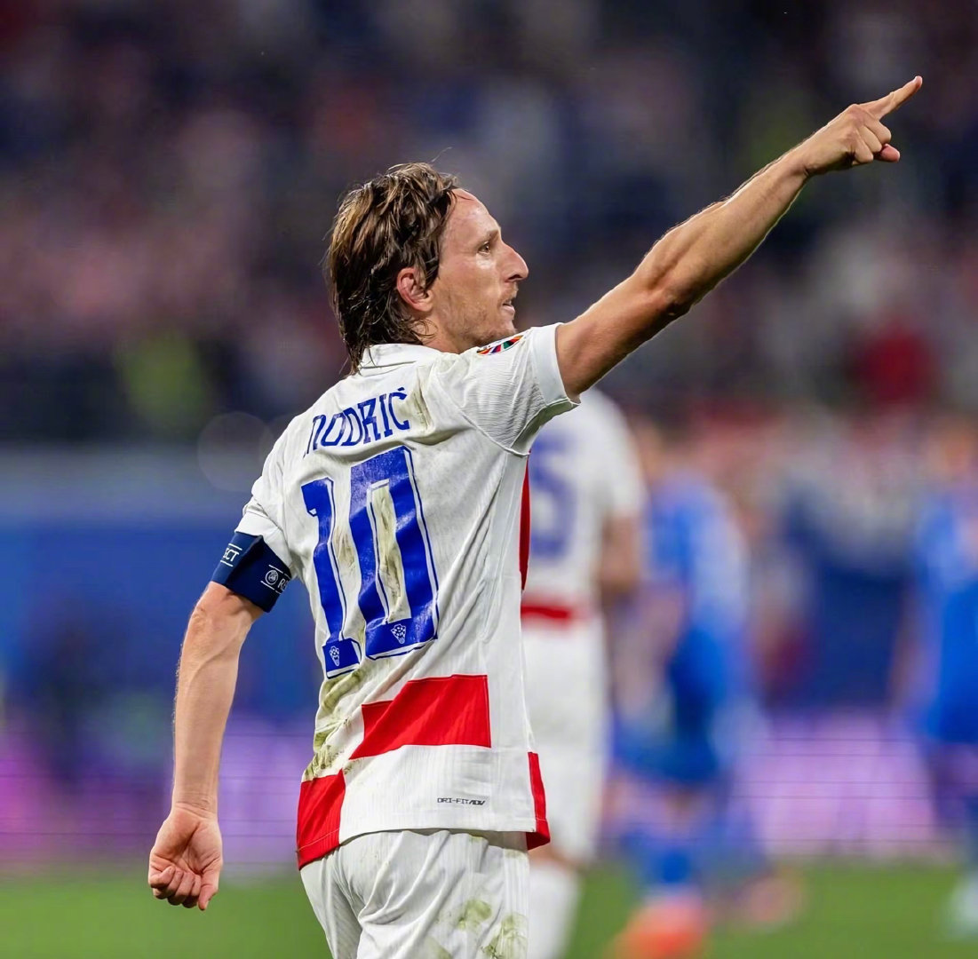 [图]加布里埃尔进球陈晋一破门 海港客场胜申花