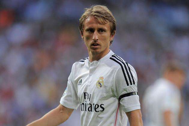 手感爆棚！新疆外援纳托尔半场7中6贡献15分